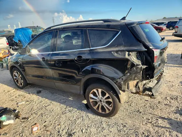 1FMCU0HD0JUA84755 — 2018 Ford Escape, фото 2 с аукциона Copart 02.10.2026, Задняя часть