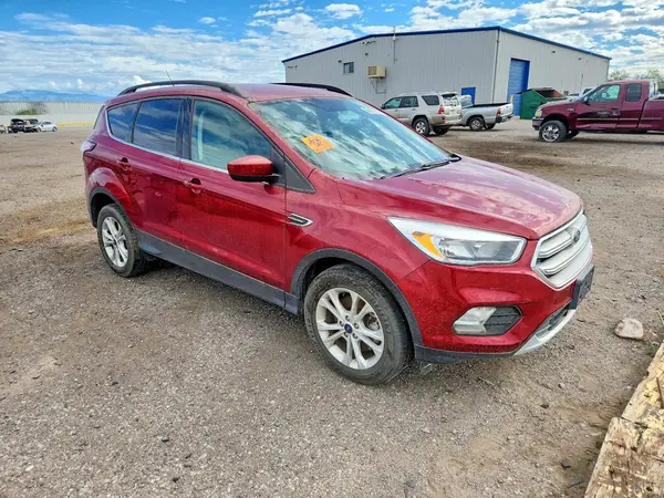 1FMCU0G99JUB62740 — 2018 Ford Escape, фото 4 с аукциона Copart, Передняя часть