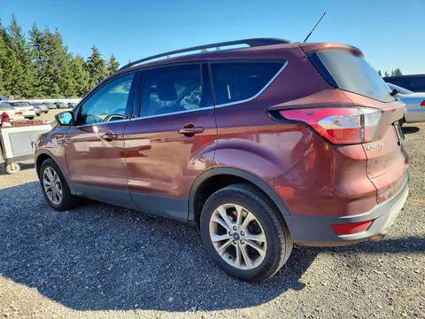 2018 Ford Escape VIN 1FMCU0GD8JUB62331 фото 2