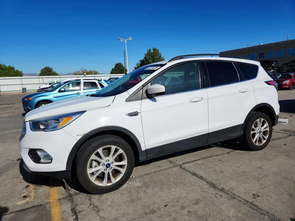 2018 FORD ESCAPE VIN 1FMCU9G9XJUC64908 фото 1