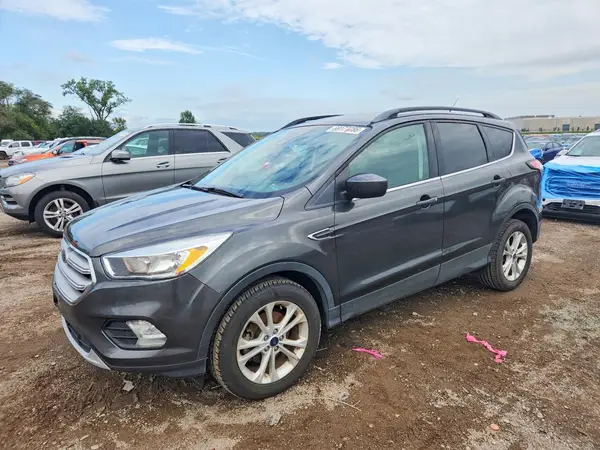 1FMCU0GD5JUD07275 — 2018 Ford Escape, Передняя часть (Front End), фото до ремонта