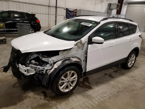1FMCU9GD2JUB25537 — 2018 Ford Escape, Передняя часть (Front End), фото до ремонта