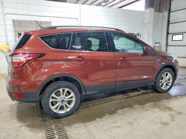 1FMCU9GD4JUA50243 — 2018 Ford Escape, фото 3 с аукциона Copart 15.10.2026, Передняя часть