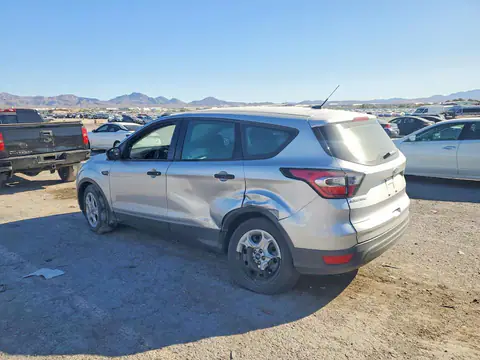 2018 Ford Escape VIN 1FMCU0F71JUA31494 фото 2