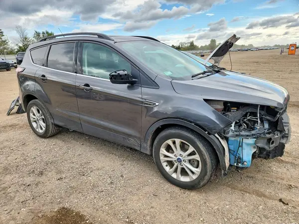 1FMCU9HD4JUD01325 — 2018 Ford Escape, фото 4 с аукциона Copart, Передняя часть