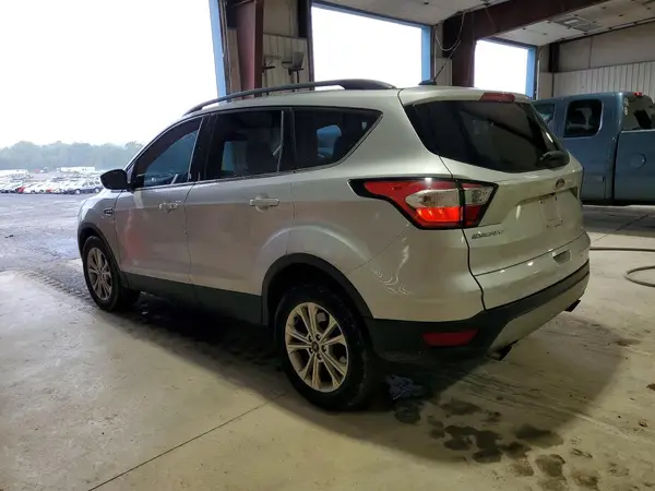 1FMCU9GD9JUB76159 — 2018 Ford Escape, фото 2 с аукциона Copart 25.09.2026, Механические повреждения