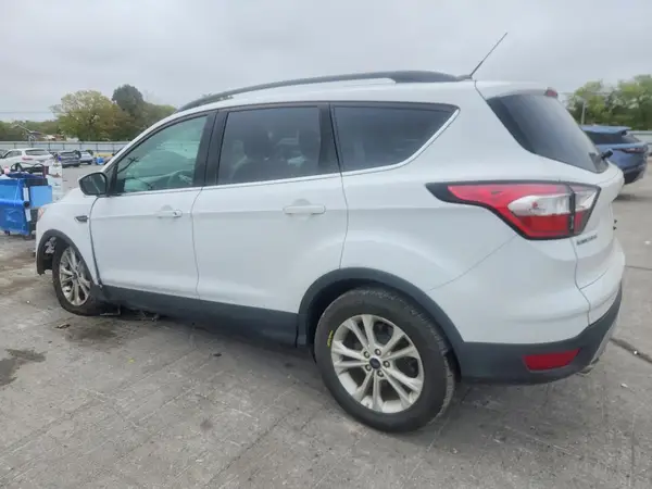 1FMCU9GD1JUC91032 — 2018 Ford Escape, фото 2 с аукциона Copart, Мелкие вмятины и царапины