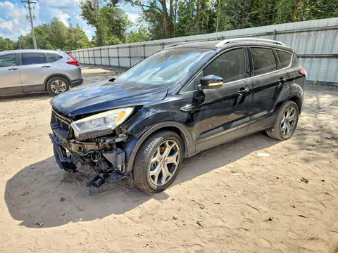 1FMCU9J96JUA89338 — 2018 Ford Escape, Передняя часть (Front End), фото до ремонта