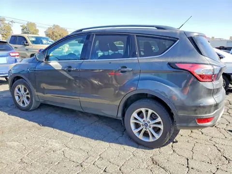 2018 Ford Escape VIN 1FMCU9GD1JUA32170 фото 2