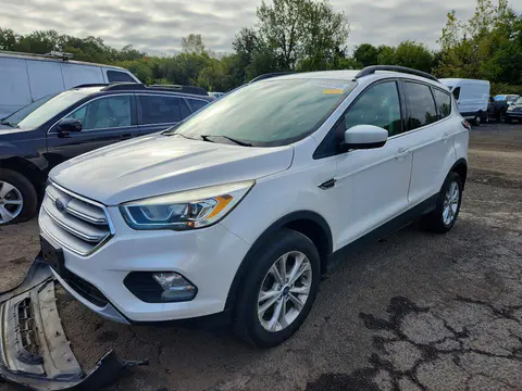 1FMCU9HD9JUB01394 — 2018 Ford Escape, Передняя часть (Front End), фото до ремонта