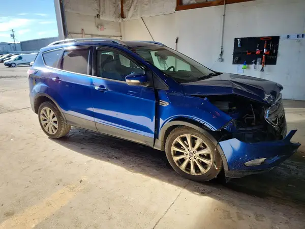 1FMCU9J99JUD02508 — 2018 Ford Escape, фото 4 с аукциона Copart, Передняя часть