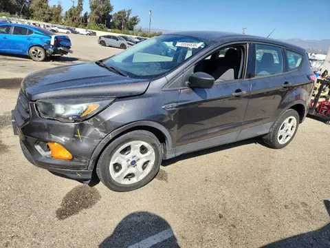 1FMCU0F75JUA97840 — 2018 Ford Escape, Мелкие вмятины и царапины (Minor Dent/Scratches), фото до ремонта