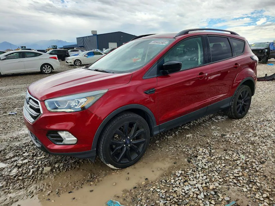 2018 FORD ESCAPE VIN 1FMCU9GD9JUB61077 фото 1