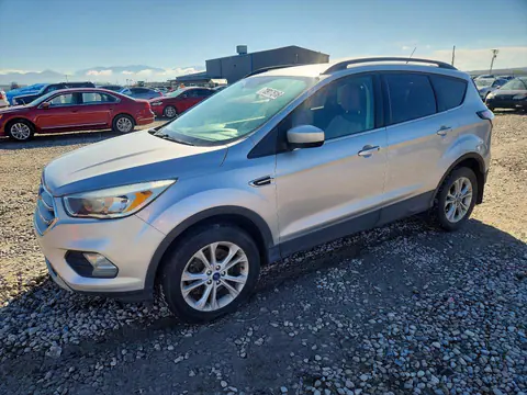 1FMCU9GD6JUC12468 — 2018 Ford Escape, Мелкие вмятины и царапины (Minor Dent/Scratches), фото до ремонта