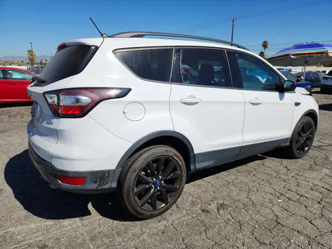 2018 Ford Escape VIN 1FMCU0GD9JUB14322 фото 3