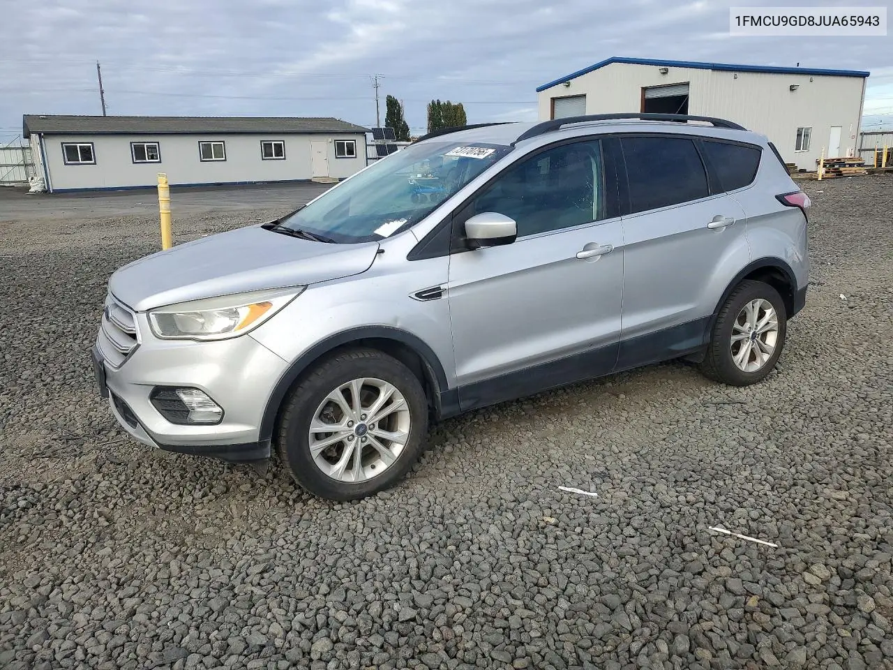 1FMCU9GD8JUA65943 Ford Escape 2018 — повреждение Сторона, фото до ремонта