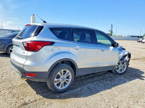 1FMCU0GD4KUA31253 — 2019 Ford Escape, фото 3 с аукциона Copart 30.09.2026, Передняя часть