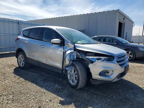 1FMCU0GD4KUA31253 — 2019 Ford Escape, фото 4 с аукциона Copart 30.09.2026, Передняя часть