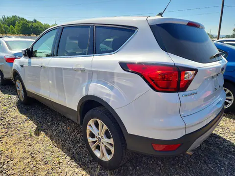 2019 Ford Escape VIN 1FMCU9GD9KUA06529 фото 2