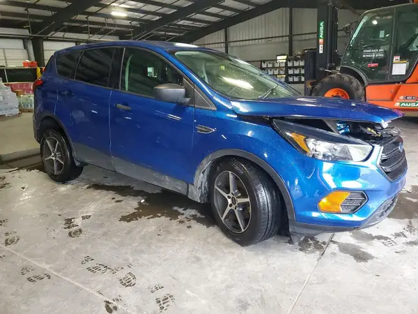 1FMCU0F73KUB94861 — 2019 Ford Escape, фото 4 с аукциона Copart, Передняя часть
