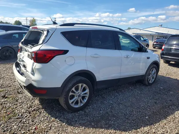 1FMCU9HD0KUB18733 — 2019 Ford Escape, фото 3 с аукциона Copart, Задняя часть