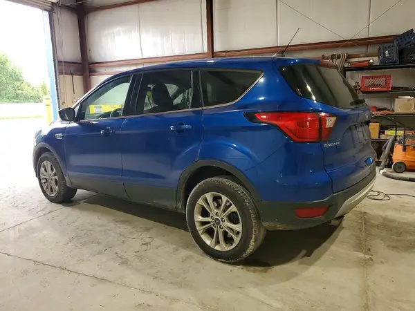 1FMCU9GD3KUC22683 — 2019 Ford Escape, фото 2 с аукциона Copart 28.09.2026, Передняя часть