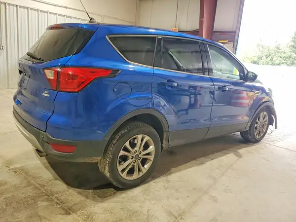 1FMCU9GD3KUC22683 — 2019 Ford Escape, фото 3 с аукциона Copart 28.09.2026, Передняя часть