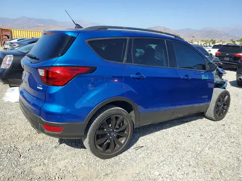 2019 Ford Escape VIN 1FMCU0GD9KUA72008 фото 3