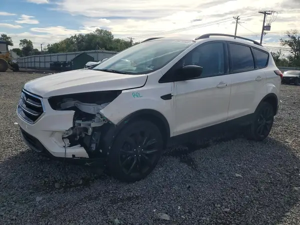 1FMCU9GD3KUC09223 — 2019 Ford Escape, Передняя часть (Front End), фото до ремонта