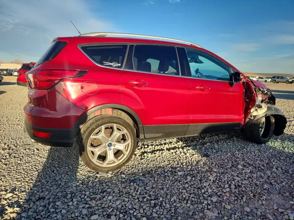 1FMCU9J90KUB27356 — 2019 Ford Escape, фото 3 с аукциона Copart 13.10.2026, Передняя часть