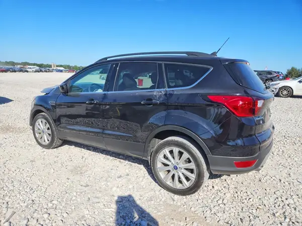 1FMCU9HD9KUB55375 — 2019 Ford Escape, фото 2 с аукциона Copart 08.10.2026, Передняя часть