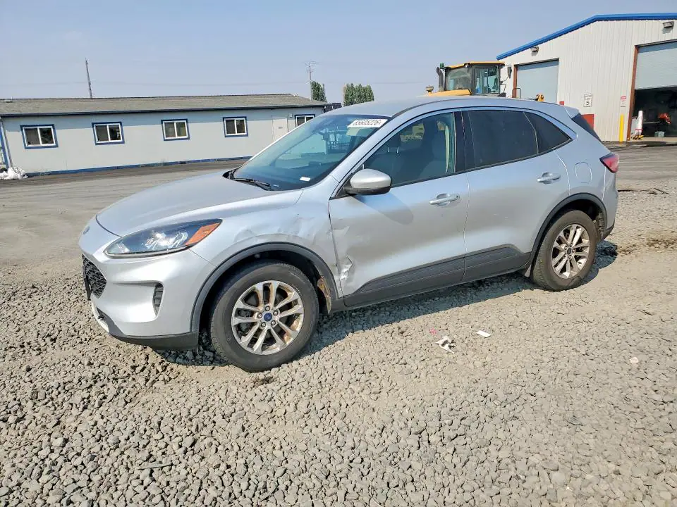 1FMCU9G60LUA86337 Ford Escape 2020 — повреждение Боковая часть, фото до ремонта