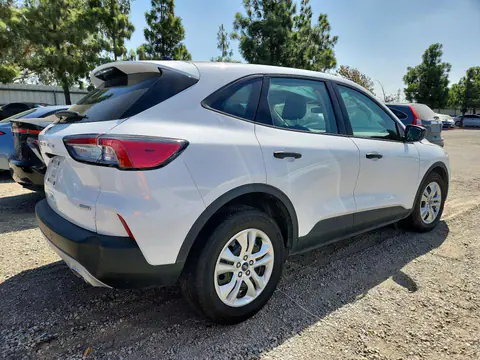2020 Ford Escape VIN 1FMCU0F69LUA59313 фото 3