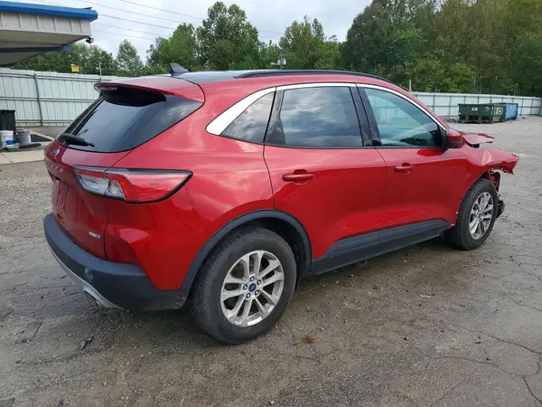 1FMCU9G68LUC06532 — 2020 Ford Escape, фото 3 с аукциона Copart 15.10.2026, Передняя часть
