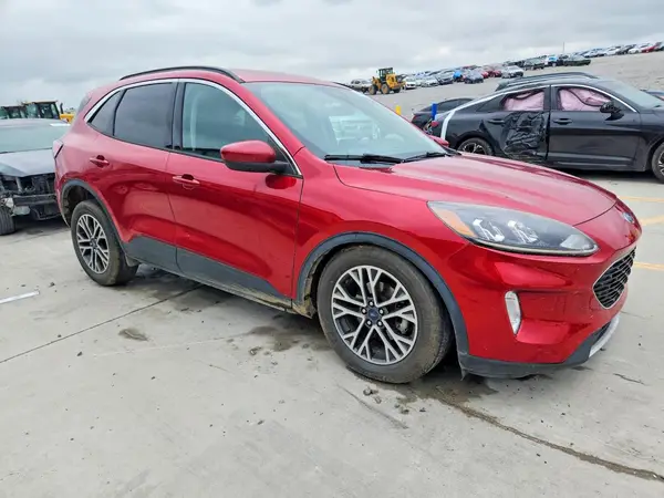 1FMCU0H66LUB94990 — 2020 Ford Escape, фото 4 с аукциона Copart, Передняя часть