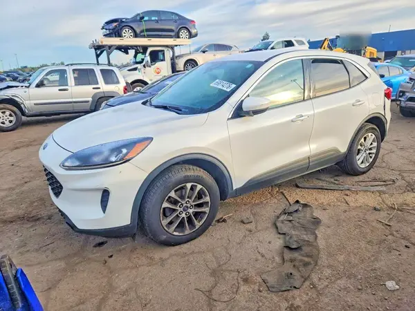 1FMCU9G66LUC68589 — 2020 Ford Escape, Боковая часть (Side), фото до ремонта