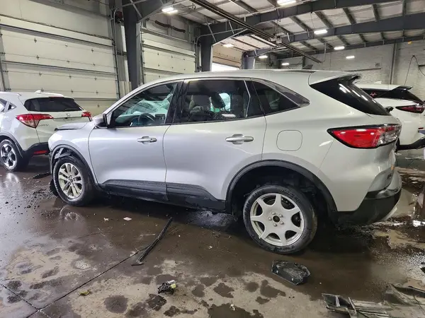 2020 FORD ESCAPE VIN 1FMCU9G6XLUC72404 фото 2
