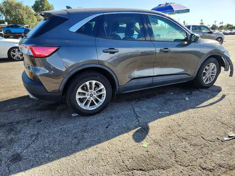 2020 Ford Escape VIN 1FMCU0G67LUC74266 фото 3