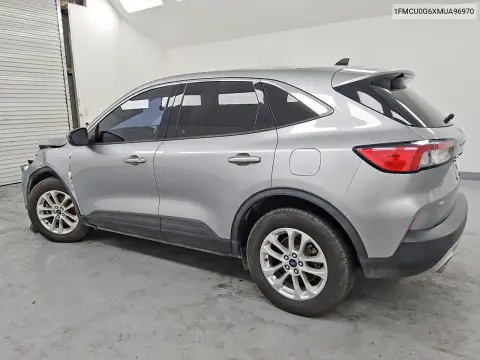 2021 Ford Escape Se VIN 1FMCU0G6XMUA96970 фото 2