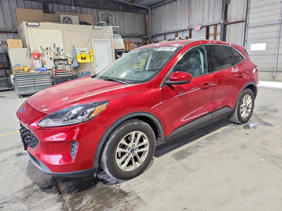 2021 Ford Escape VIN 1FMCU0G65MUB18695 фото 1