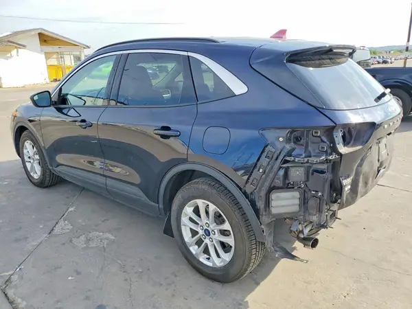 1FMCU0BZ5MUA36791 — 2021 Ford Escape, фото 2 с аукциона Copart, Задняя часть