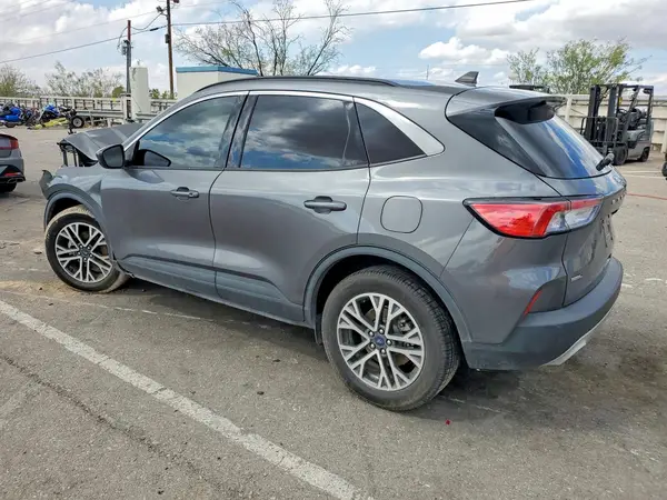 1FMCU9CZ0MUA42565 — 2021 Ford Escape, фото 2 с аукциона Copart, Передняя часть