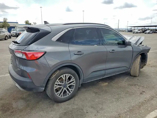 1FMCU9CZ0MUA42565 — 2021 Ford Escape, фото 3 с аукциона Copart, Передняя часть