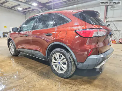 2021 Ford Escape S VIN 1FMCU9F6XMUA67958 фото 2