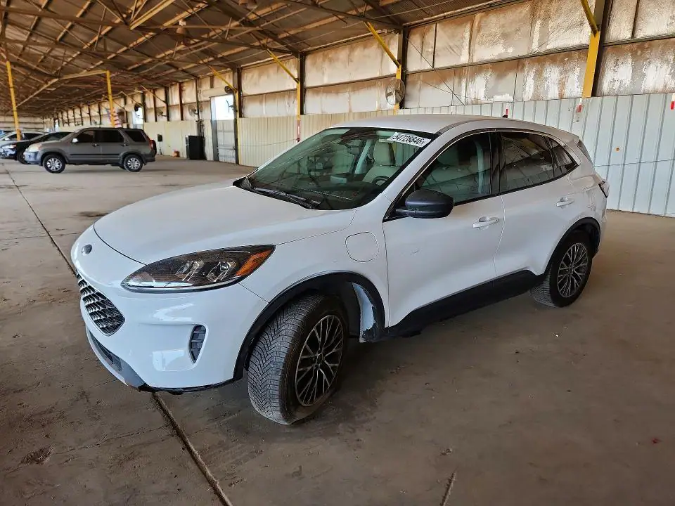 1FMCU0EZ5NUB58029 Ford Escape 2022 — повреждение Передняя часть, фото до ремонта