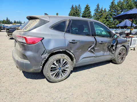 2022 Ford Escape VIN 1FMCU0G61NUB65322 фото 3