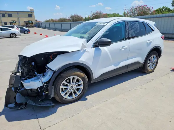 1FMCU0BZ7NUA99229 — 2022 Ford Escape, Передняя часть (Front End), фото до ремонта