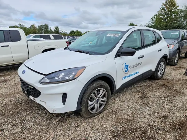 1FMCU9F6XNUB71030 — 2022 Ford Escape, Передняя часть (Front End), фото до ремонта
