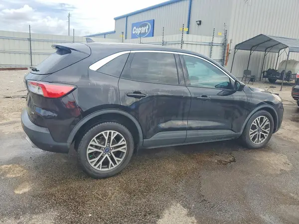 1FMCU0CZ1NUA15579 — 2022 Ford Escape, фото 3 с аукциона Copart, Передняя часть