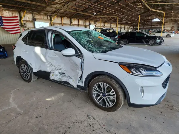 1FMCU0CZ7NUA98502 — 2022 Ford Escape, фото 4 с аукциона Copart, Боковая часть